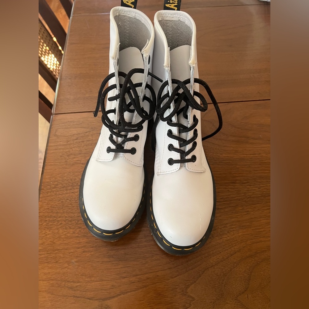 White Dr Marten size 7